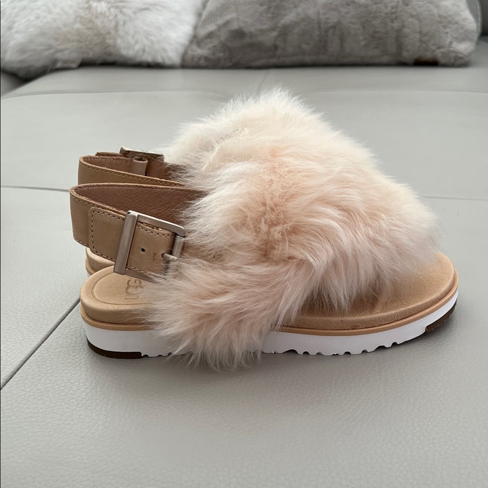 NWT- UGG Holly Sandal - Soft Ochre 🧡 - Picture 4 of 9